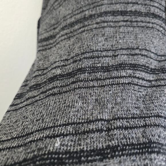 Free People Oversized Distressed Henley Neck Shirt Gray Size XS Long Sleeve Boho - Picture 5 of 9